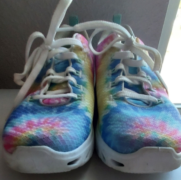 Skechers Glide Step Memory Foam Sneakers Comfort Shoe Tie Dye Rainbow 9.5 Air - Picture 3 of 10